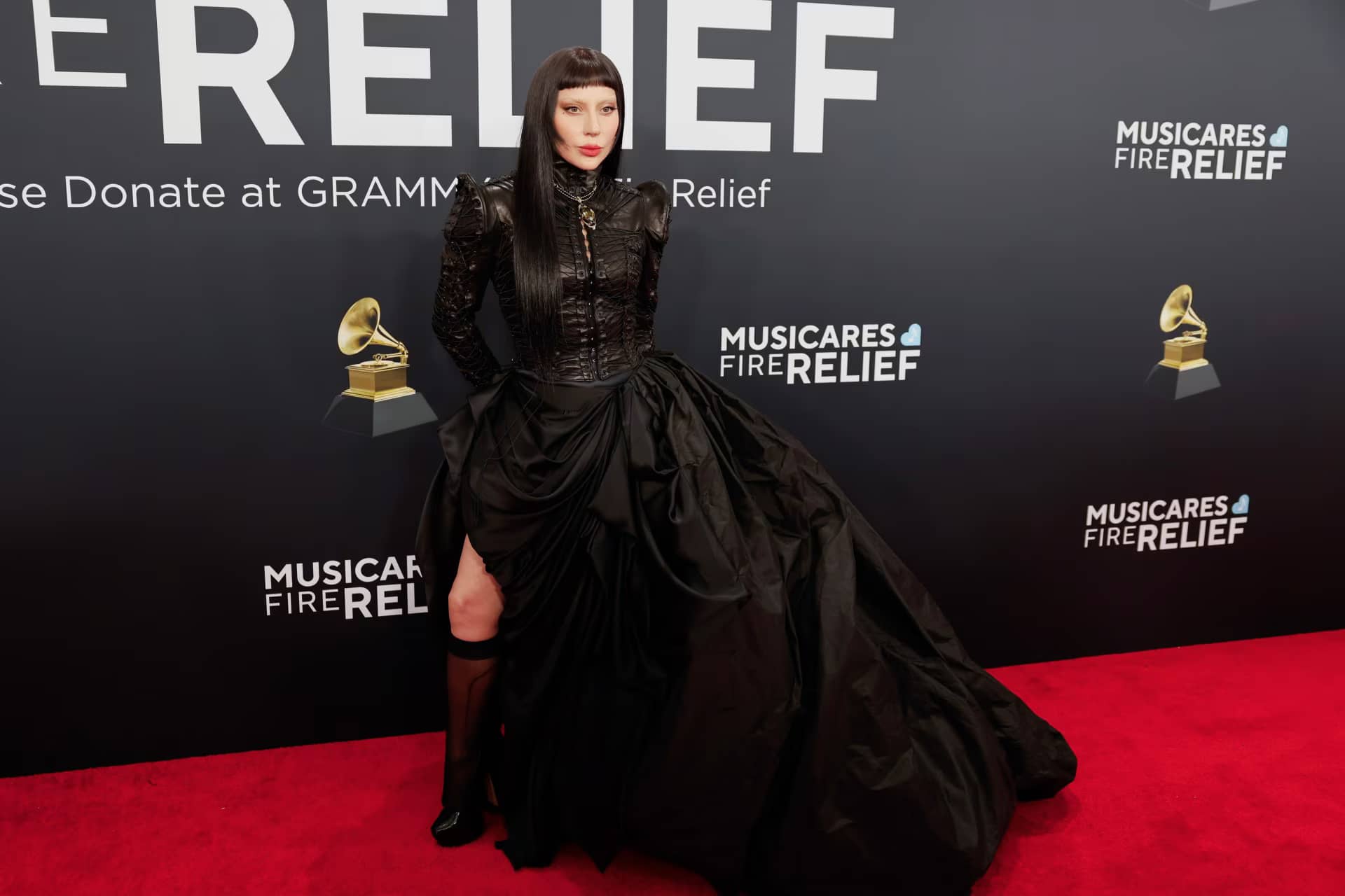 Леди Гага и тайное колье Tiffany: история украшения с красной дорожки